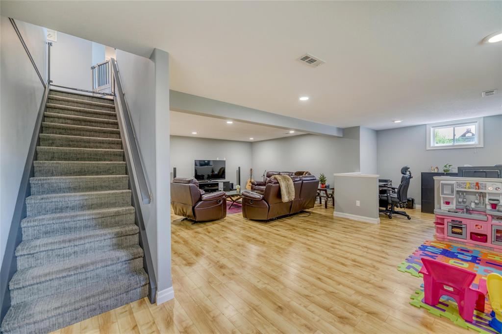 2961 FRANCES Lane, Sarnia, Ontario, Canada