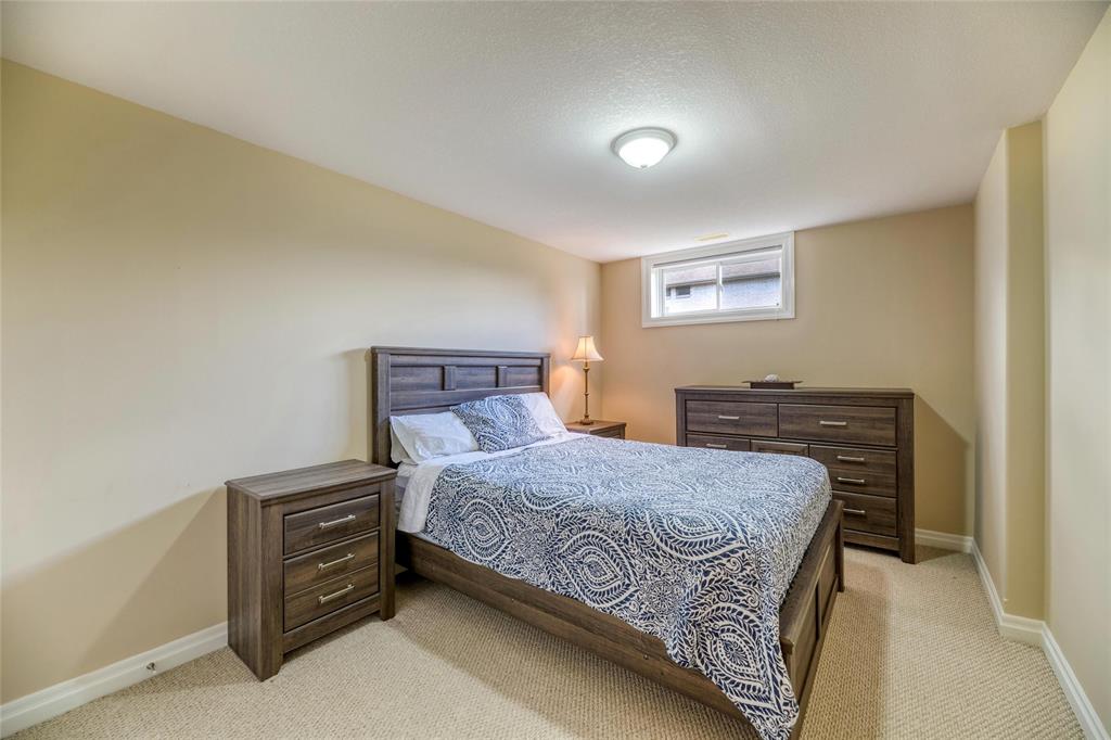 2961 FRANCES Lane, Sarnia, Ontario, Canada