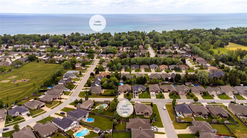 2961 FRANCES Lane, Sarnia, Ontario, Canada