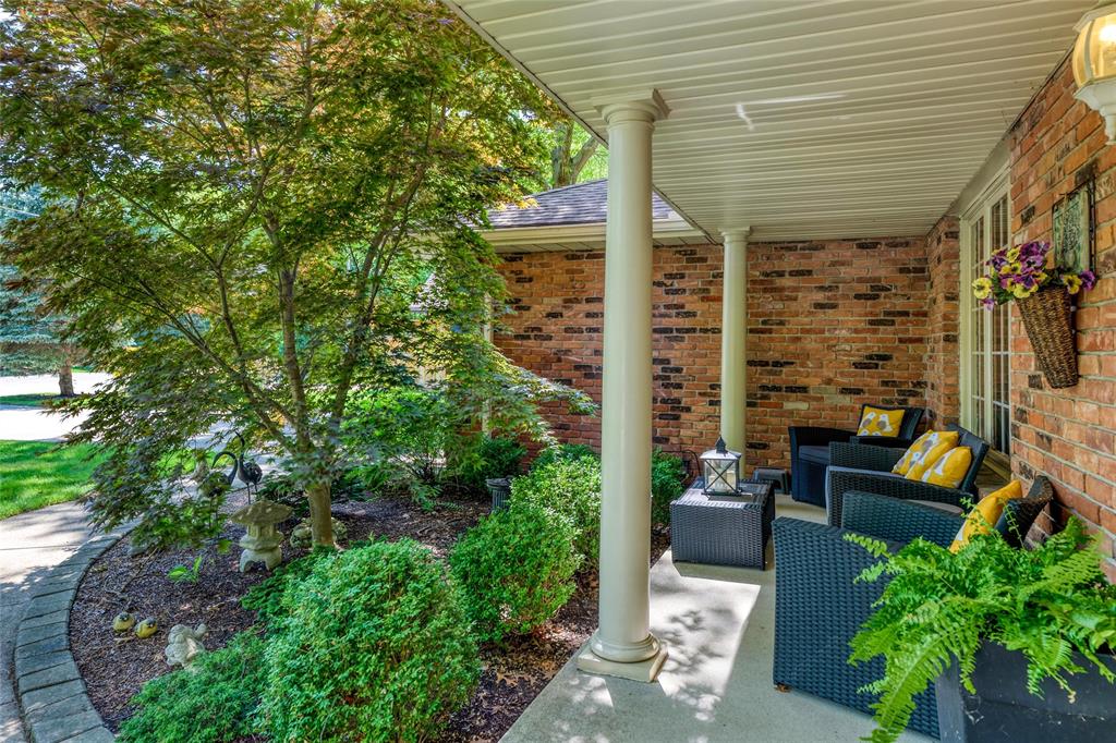 1304 CHUDLEIGH Road, Sarnia, Ontario, Canada
