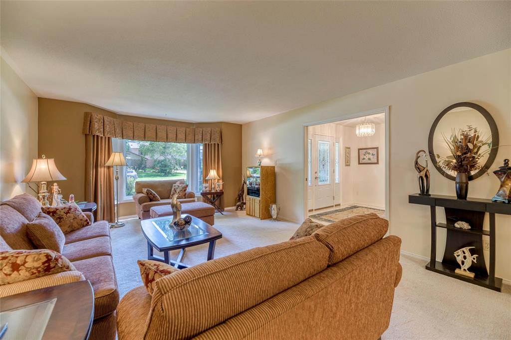 1304 CHUDLEIGH Road, Sarnia, Ontario, Canada