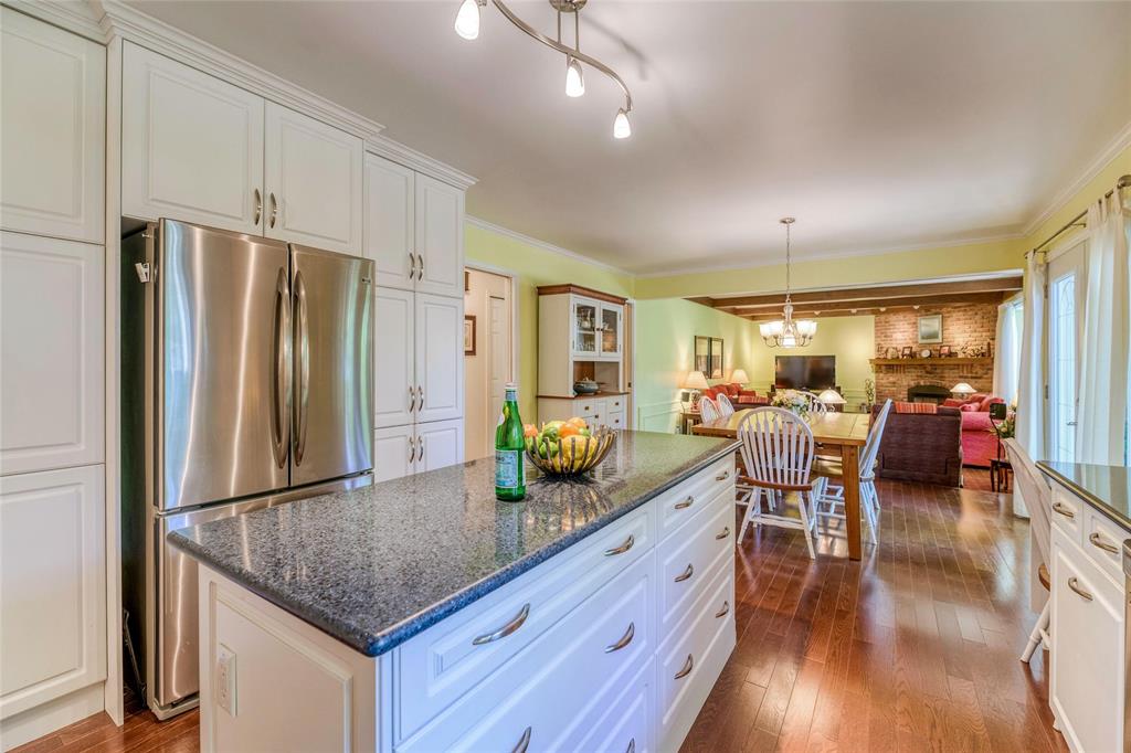 1304 CHUDLEIGH Road, Sarnia, Ontario, Canada