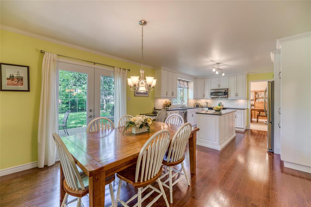1304 CHUDLEIGH Road, Sarnia, Ontario, Canada