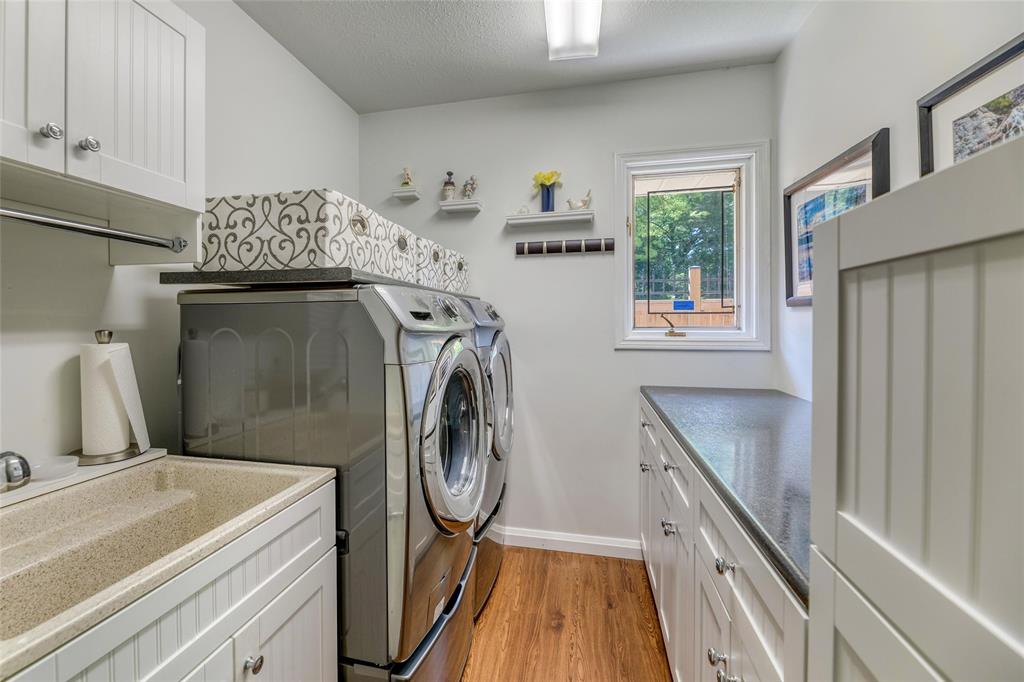 1304 CHUDLEIGH Road, Sarnia, Ontario, Canada