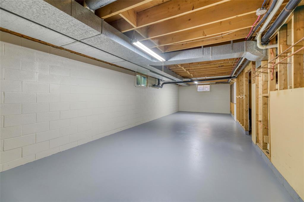 1304 CHUDLEIGH Road, Sarnia, Ontario, Canada