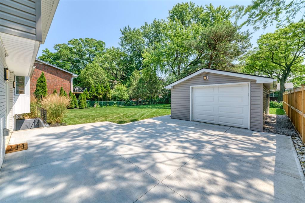 1435 SYLVAN Court, Sarnia, Ontario, Canada