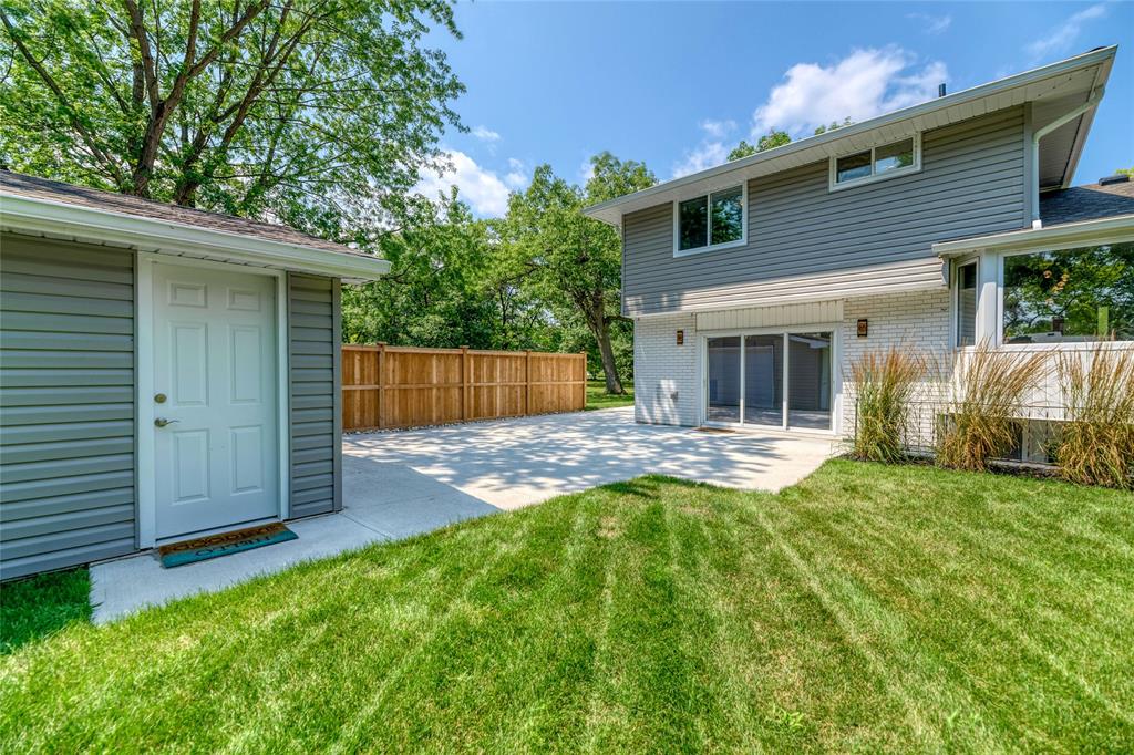 1435 SYLVAN Court, Sarnia, Ontario, Canada