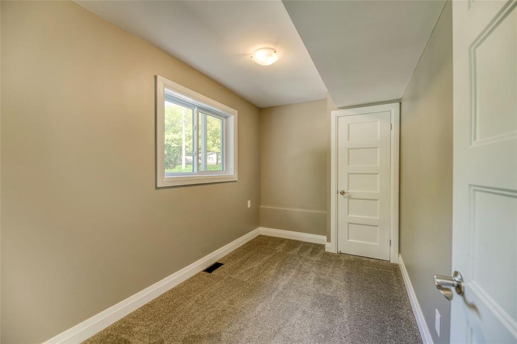 1435 SYLVAN Court, Sarnia, Ontario, Canada