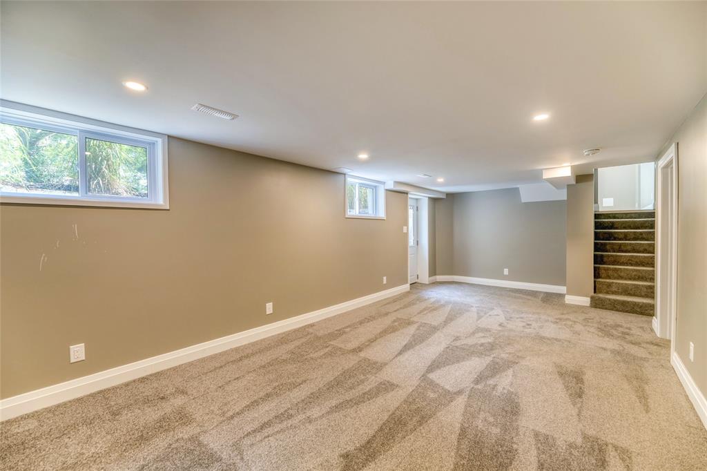 1435 SYLVAN Court, Sarnia, Ontario, Canada