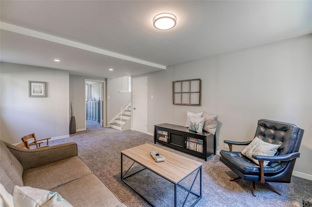 512 LAKESHORE Road, Sarnia, Ontario, Canada