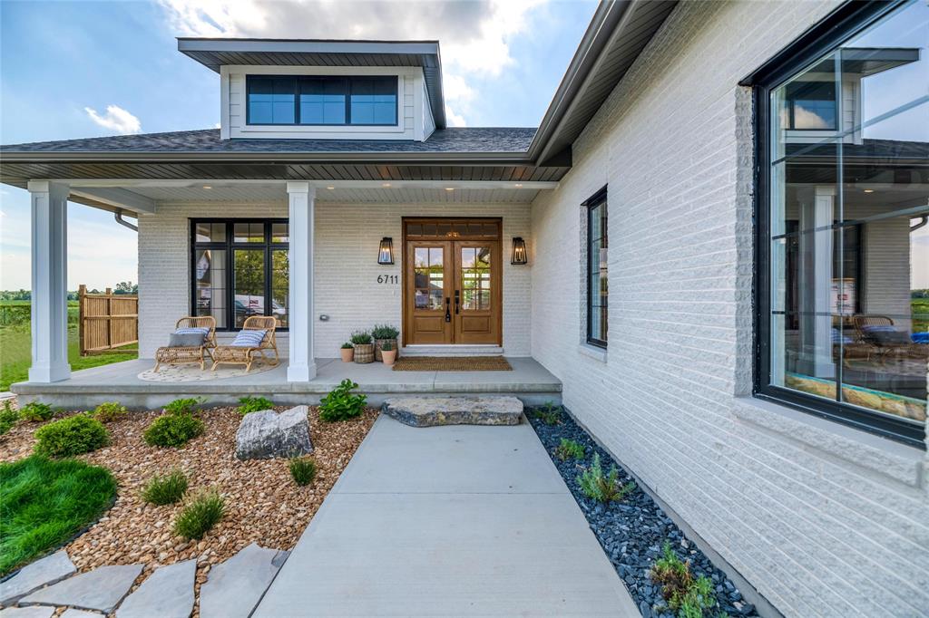 6711 LINCOLNSHIRE Court, Plympton-Wyoming, Ontario, Canada