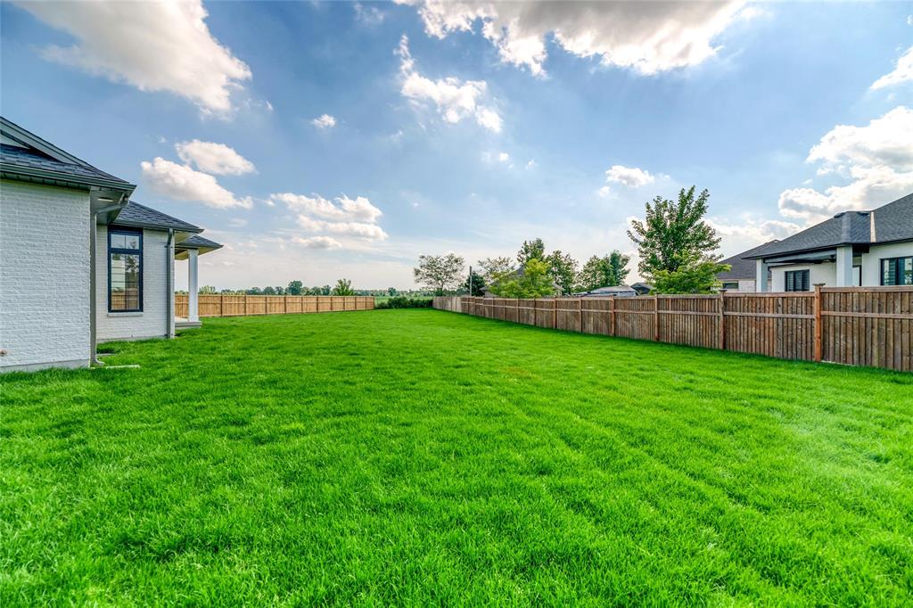 6711 LINCOLNSHIRE Court, Plympton-Wyoming, Ontario, Canada