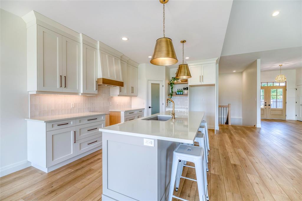 6711 LINCOLNSHIRE Court, Plympton-Wyoming, Ontario, Canada