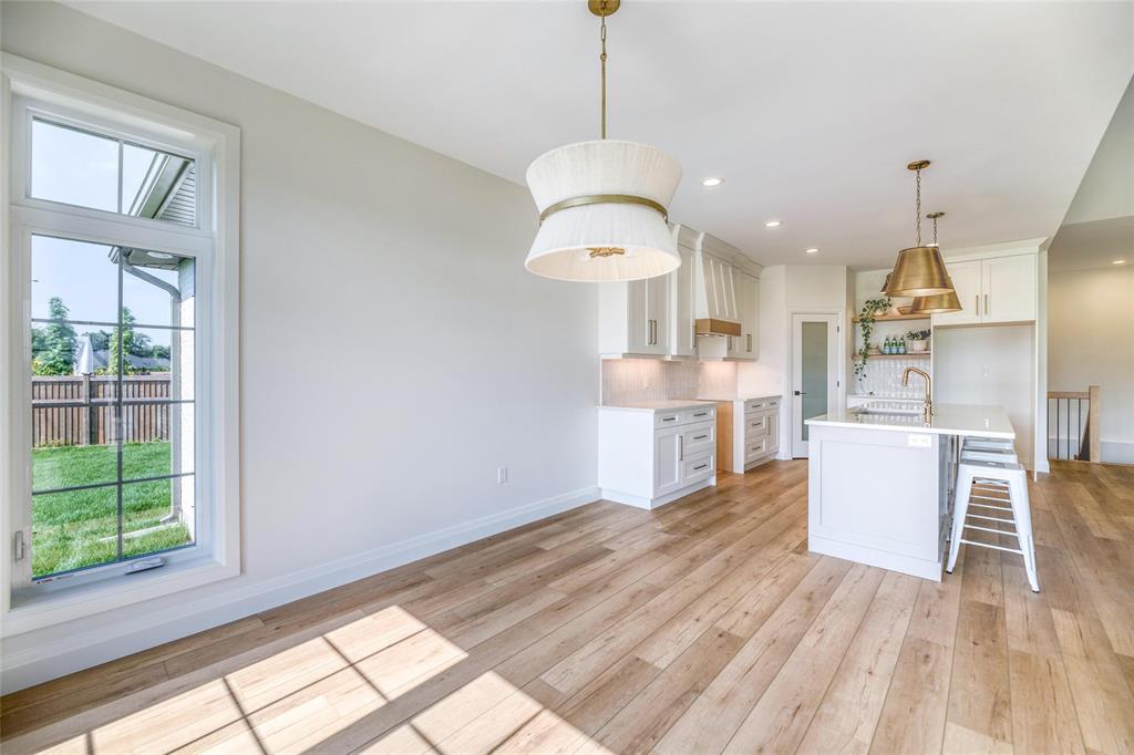 6711 LINCOLNSHIRE Court, Plympton-Wyoming, Ontario, Canada