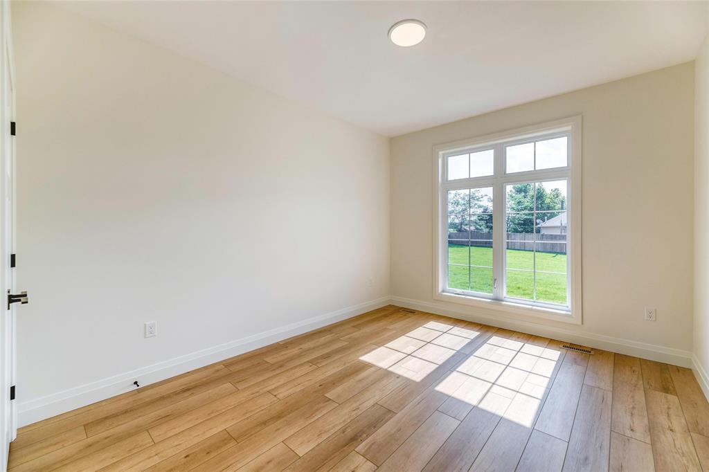 6711 LINCOLNSHIRE Court, Plympton-Wyoming, Ontario, Canada