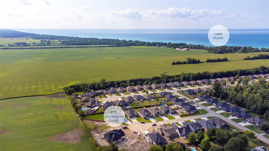 6711 LINCOLNSHIRE Court, Plympton-Wyoming, Ontario, Canada