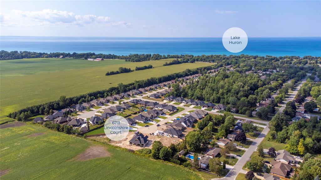 6711 LINCOLNSHIRE Court, Plympton-Wyoming, Ontario, Canada