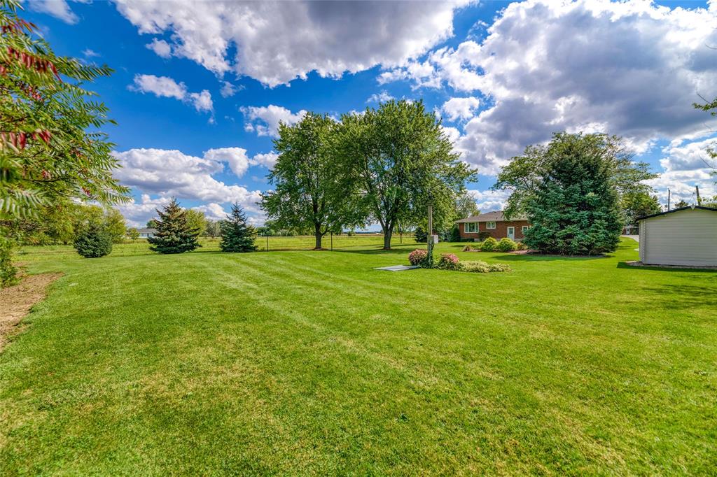1418 PETROLIA Line, St. Clair, Ontario, Canada