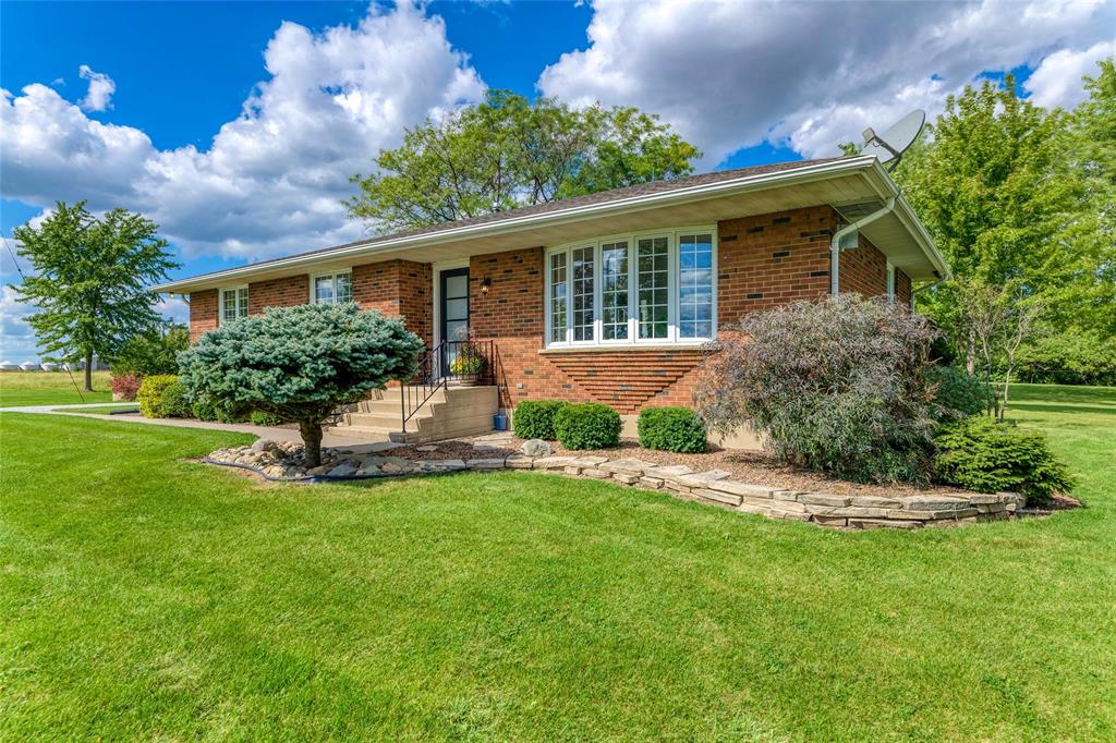 1418 PETROLIA Line, St. Clair, Ontario, Canada