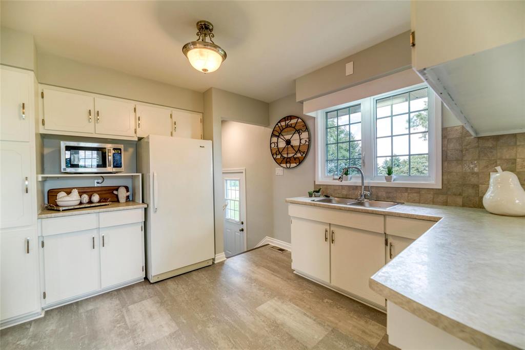1418 PETROLIA Line, St. Clair, Ontario, Canada