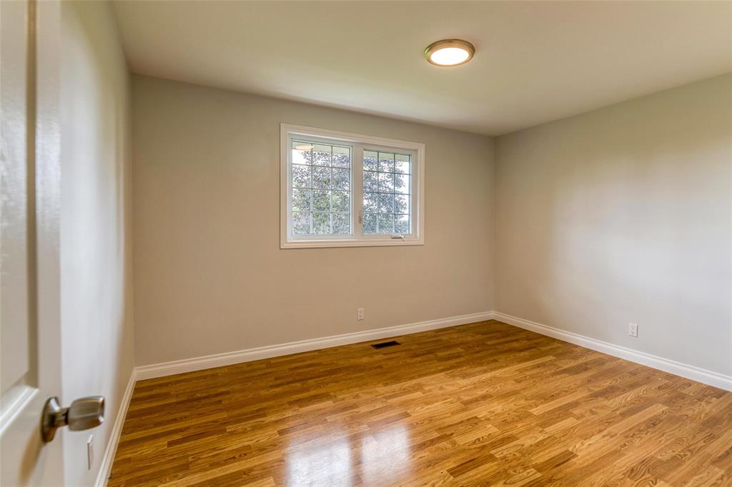 1418 PETROLIA Line, St. Clair, Ontario, Canada