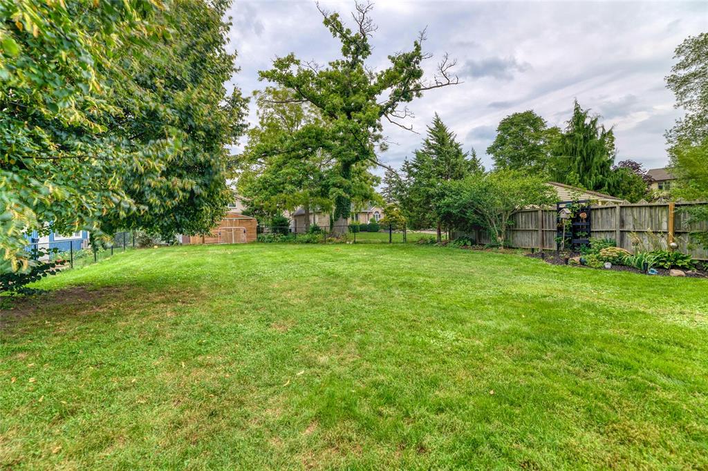 2482 HAMILTON Road, Sarnia, Ontario, Canada
