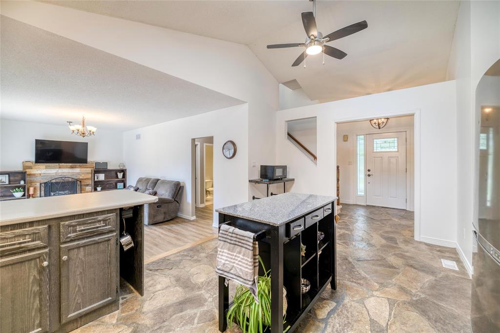 2482 HAMILTON Road, Sarnia, Ontario, Canada
