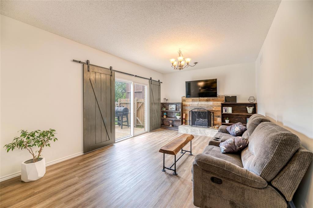 2482 HAMILTON Road, Sarnia, Ontario, Canada