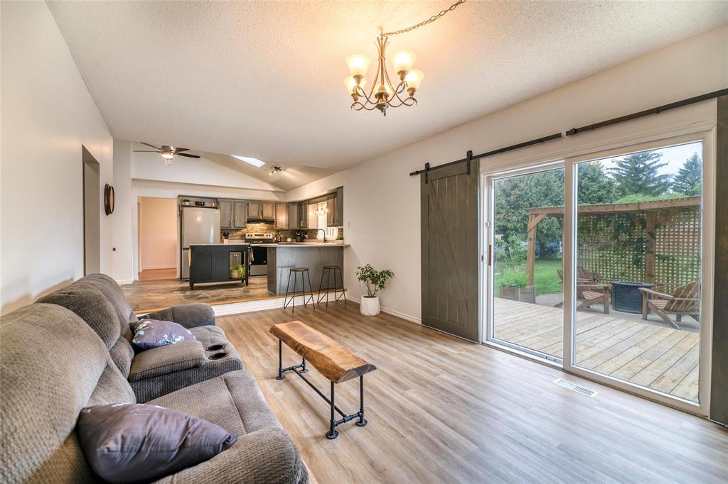 2482 HAMILTON Road, Sarnia, Ontario, Canada