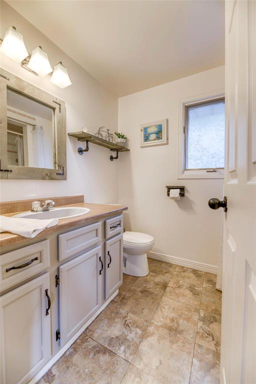 2482 HAMILTON Road, Sarnia, Ontario, Canada