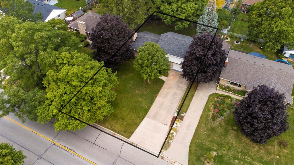830 CATHCART Boulevard, Sarnia, Ontario, Canada