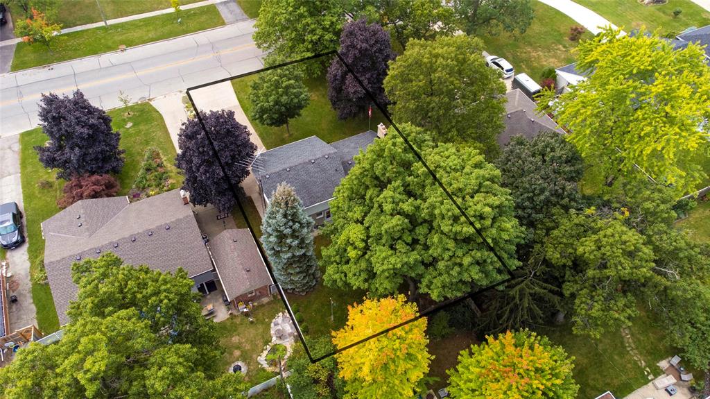830 CATHCART Boulevard, Sarnia, Ontario, Canada