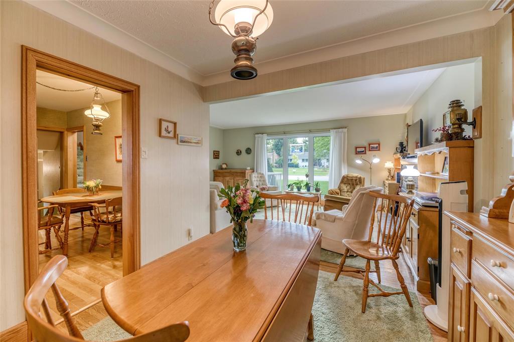 830 CATHCART Boulevard, Sarnia, Ontario, Canada