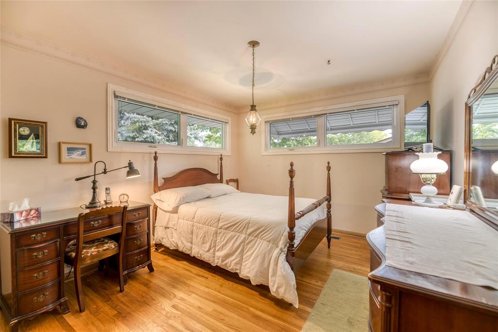 830 CATHCART Boulevard, Sarnia, Ontario, Canada