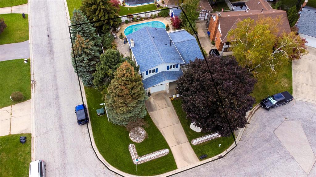 102 ALBION Place, Sarnia, Ontario, Canada