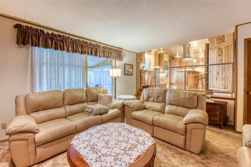 102 ALBION Place, Sarnia, Ontario, Canada