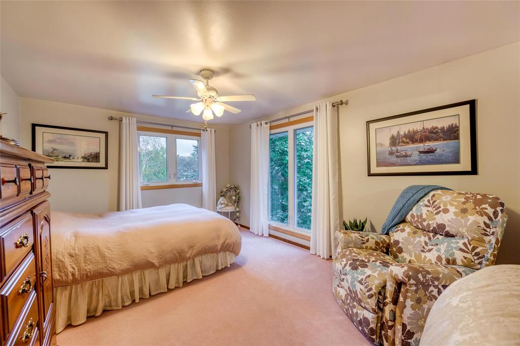 102 ALBION Place, Sarnia, Ontario, Canada
