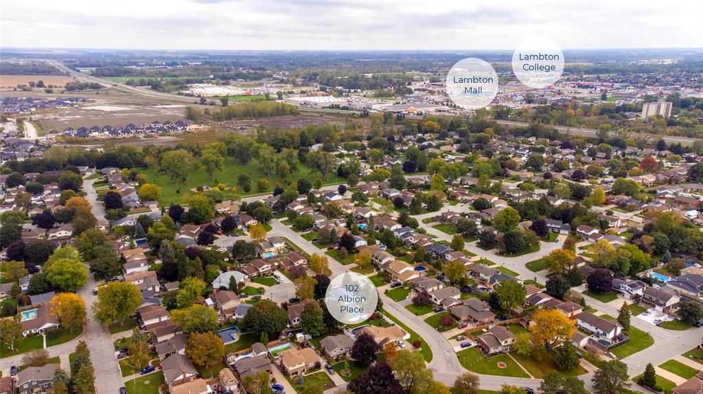 102 ALBION Place, Sarnia, Ontario, Canada
