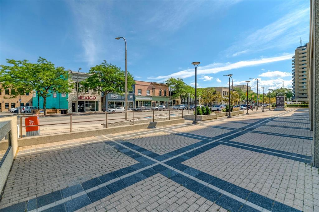 201 FRONT Street North Unit# 802, Sarnia, Ontario, Canada