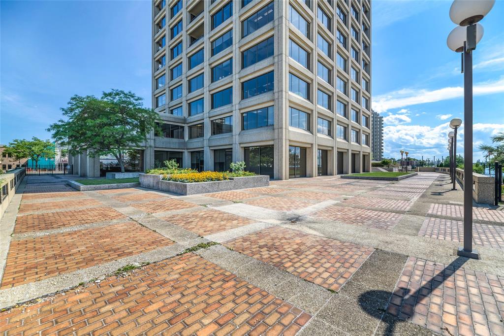 201 FRONT Street North Unit# 802, Sarnia, Ontario, Canada