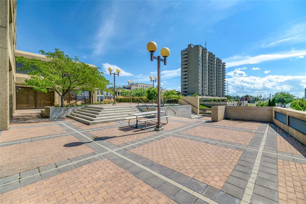201 FRONT Street North Unit# 802, Sarnia, Ontario, Canada