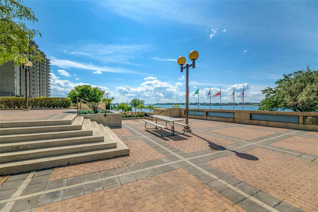201 FRONT Street North Unit# 802, Sarnia, Ontario, Canada