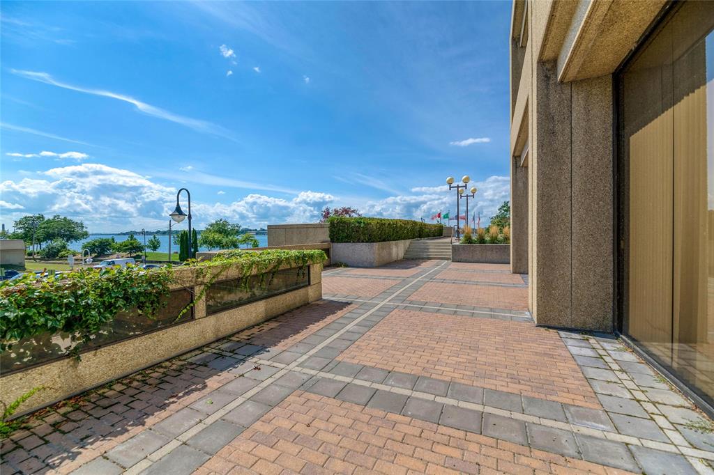 201 FRONT Street North Unit# 802, Sarnia, Ontario, Canada