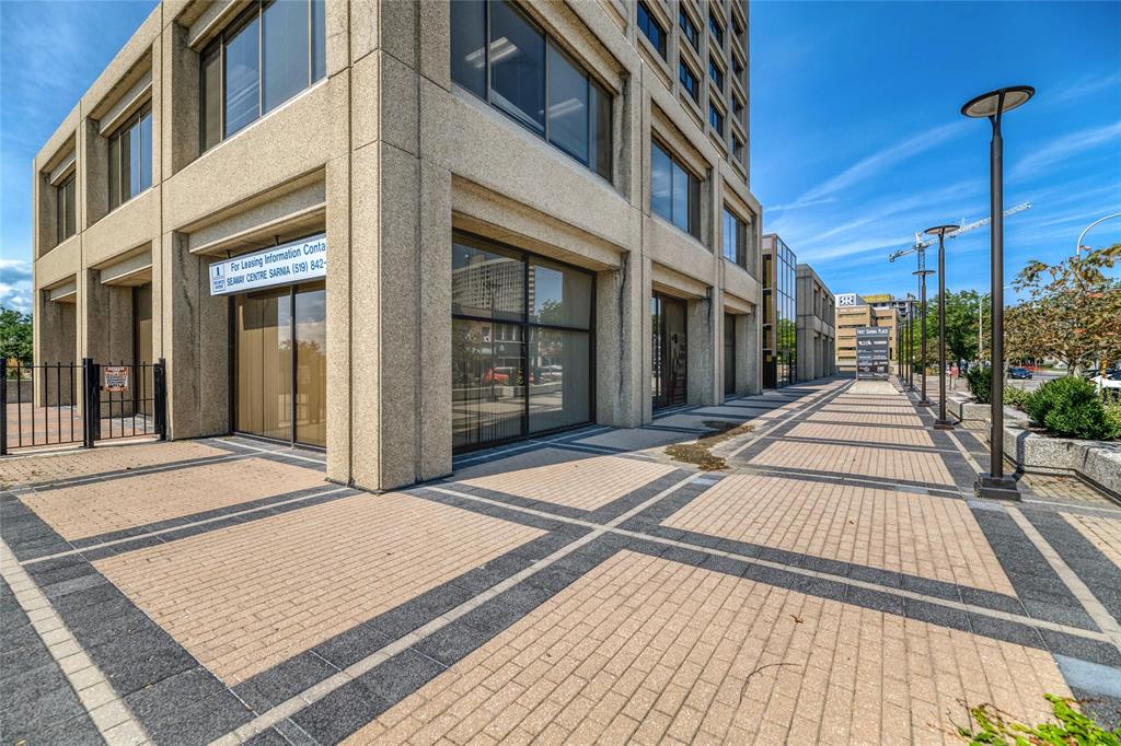 201 FRONT Street North Unit# 802, Sarnia, Ontario, Canada