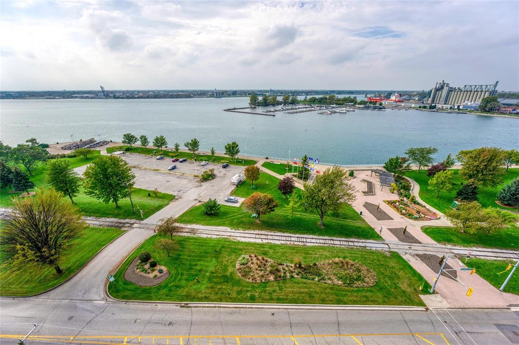 350 FRONT Street North Unit# 1104, Sarnia, Ontario, Canada