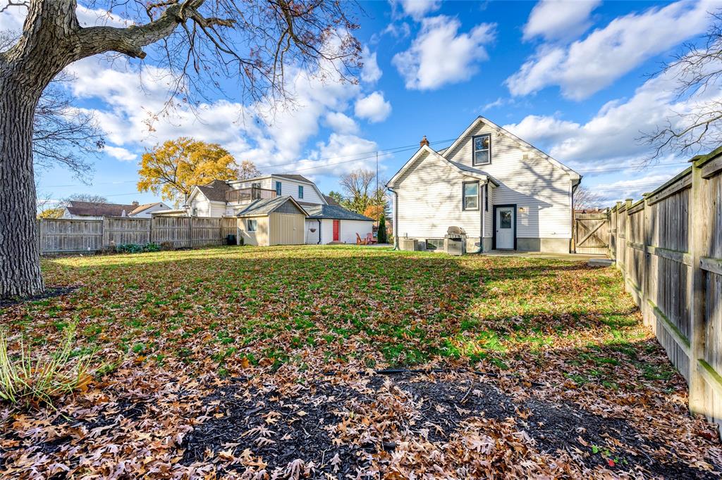 723 HALL Street, Sarnia, Ontario, Canada