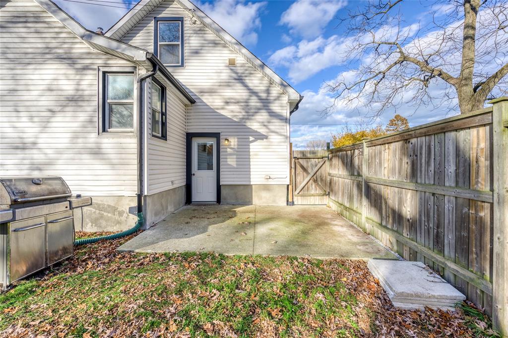 723 HALL Street, Sarnia, Ontario, Canada