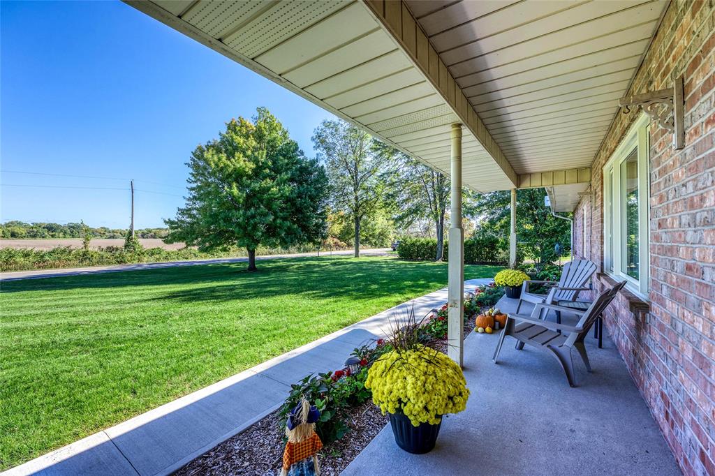 6033 BRIGDEN Road, Sarnia, Ontario, Canada