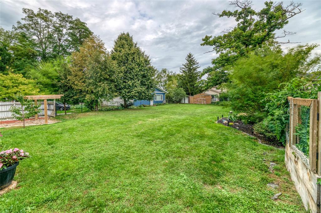 2482 HAMILTON Road, Sarnia, Ontario, Canada