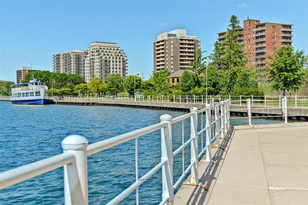 10 DERBY Lane Unit# 1007, Sarnia, Ontario, Canada